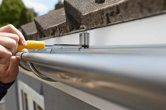 gutter repair carmel